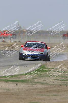 media/Oct-25-2025-CalClub SCCA (Sat) [[34c778dfbe]]/Group 4/Qualifying/